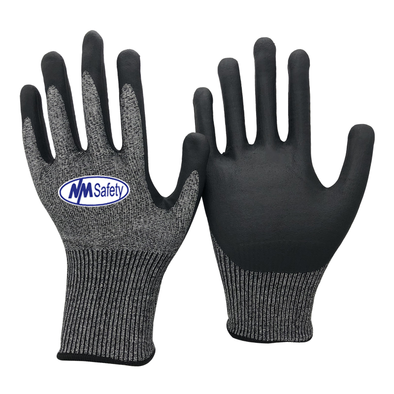 Dipped Gloves Designed for Safety and Comfort - Roofing