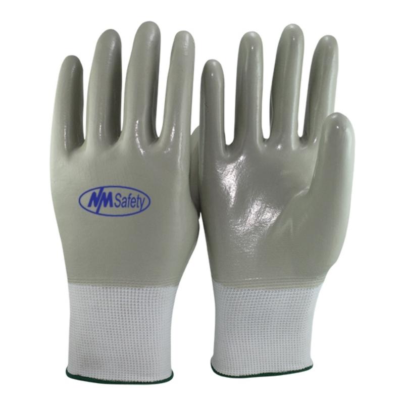 Liquid-proof gloves