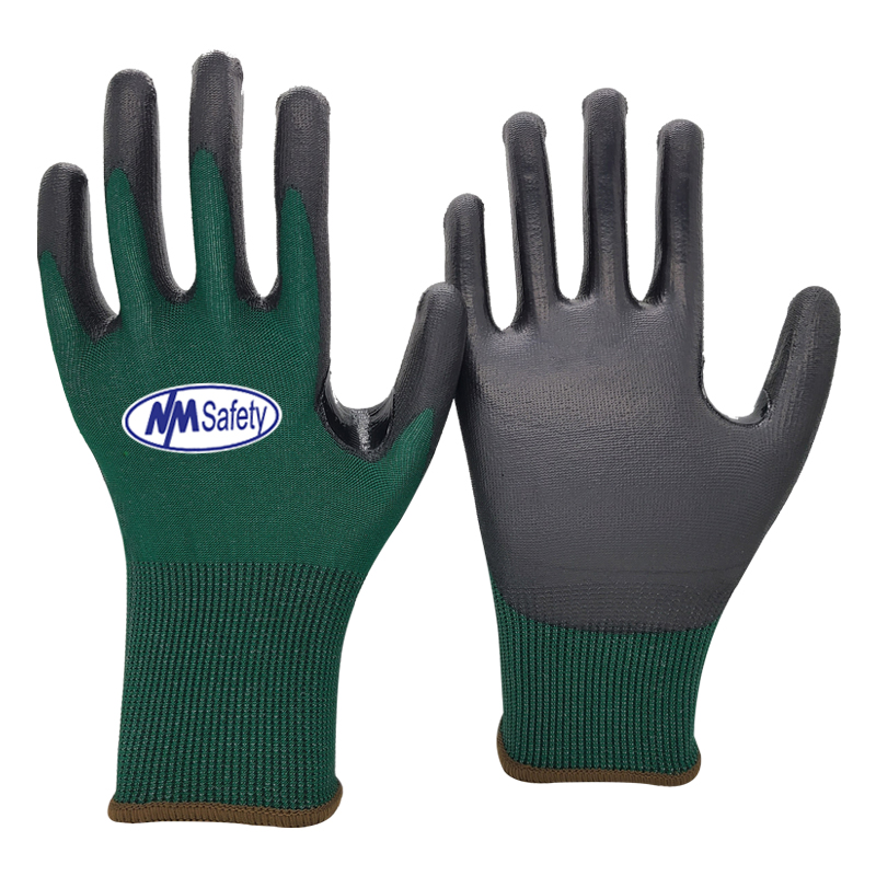 18-gauge-super strong-HPPE-knitted-liner-with-PU-coating-glove